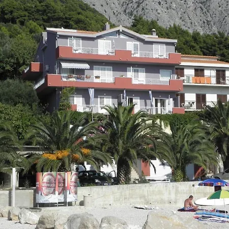 Gostinjska kuća In With Sea View, Balcony, Air Conditioning, Wi-fi *